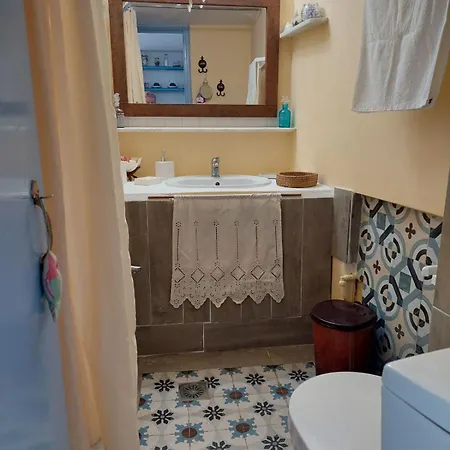 Elies 2 Apartment