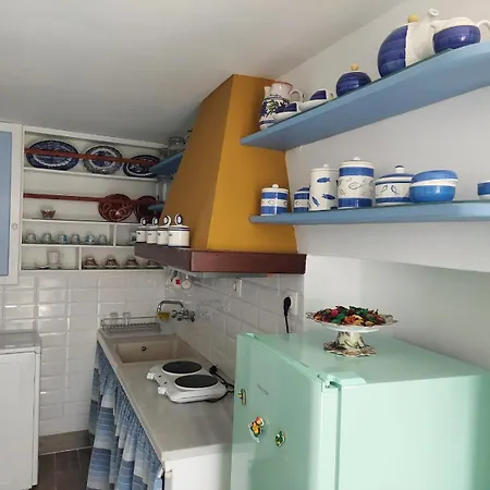 Elies 2 * Alinda (Leros)