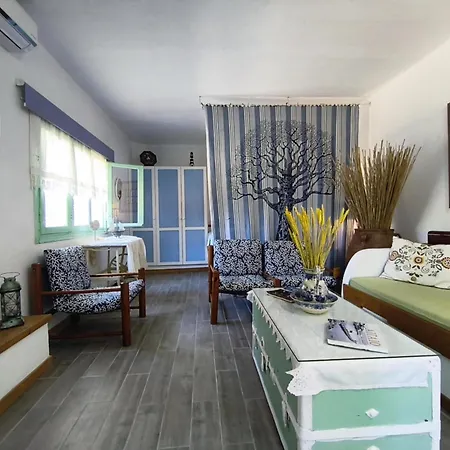 Elies 2 * Alinda (Leros)